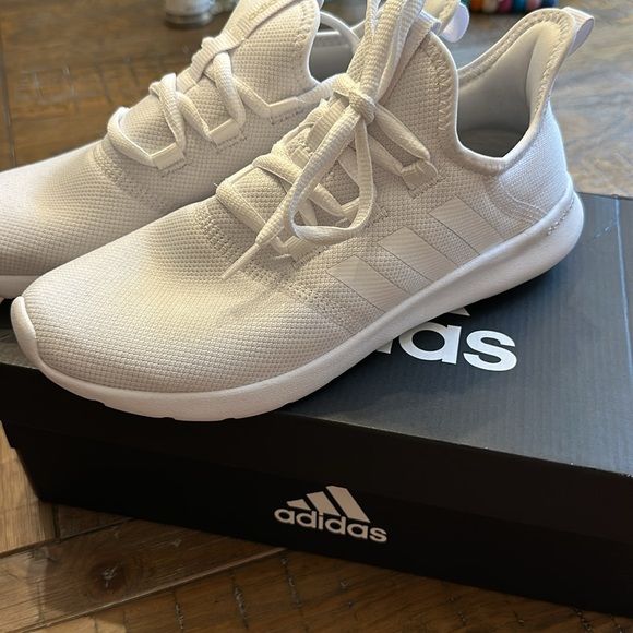 Adidas sneakers - Picture 2 of 6
